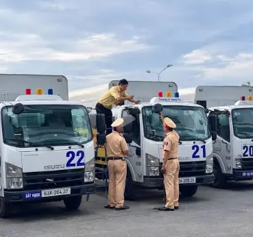 Bỏ Gương Cầu Lồi C1 Có Được Không? Những Điều Học Viên Cần Biết